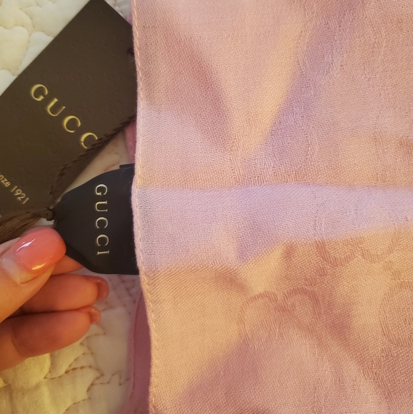 Pink Guccisima silk blend medium scarf - Picture 4 of 6